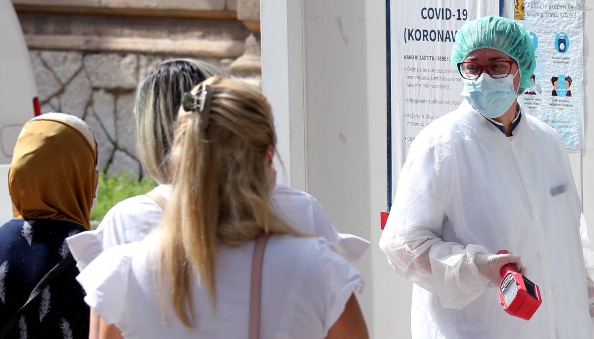 U BiH blagi porast zaraženih koronavirusom i brige zbog početka nastave