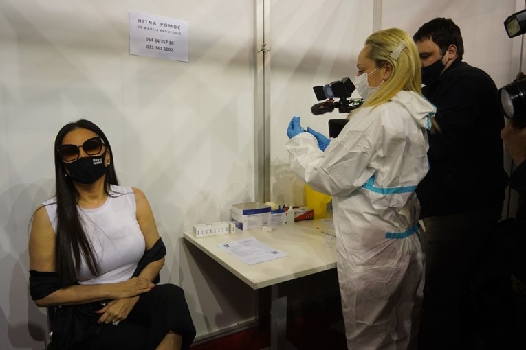 Ceca se u Beogradu cijepila pred kamerama, otkrila i kojim cjepivom