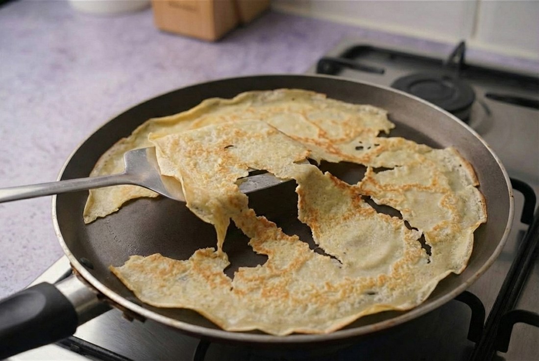 Zašto vam se palačinke lijepe za tavu? Odgovor će vas iznenaditi