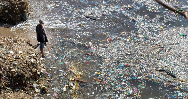 Europski parlament zatražio mjere za hitno smanjenje morskog otpada