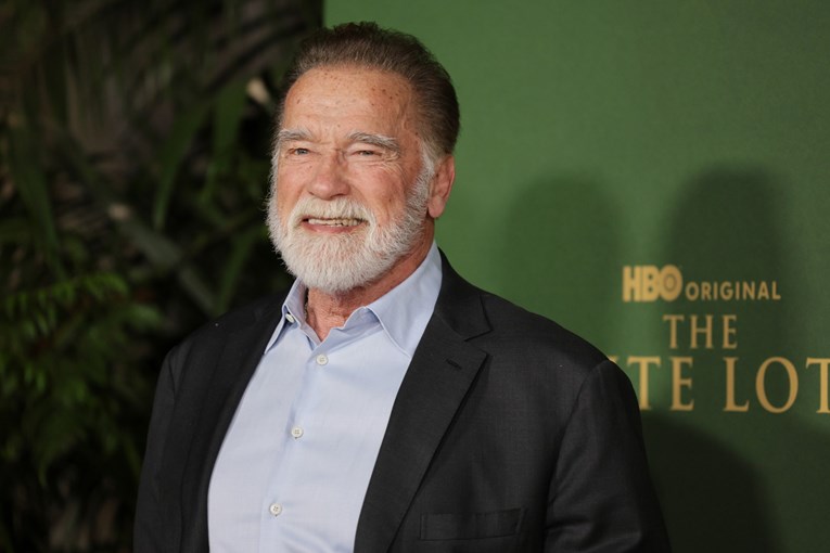 Kći Arnolda Schwarzeneggera objavila njegovu fotku s unukama