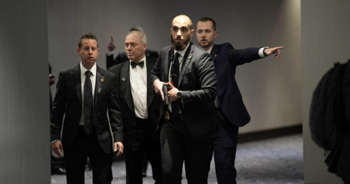 Agenta Tajne službe u napadu na Trumpovoj večeri možda je ranio kolega