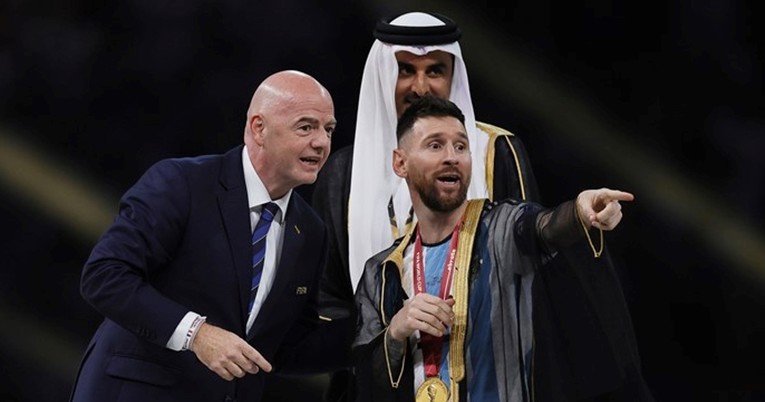 Messi dobio ponudu od milijun dolara za ogrtač koji je nosio na Svjetskom prvenstvu