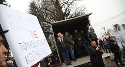 Prosvjed u Resniku protiv centra za otpad: "Hoćemo cvijeće, ne Tomaševićevo smeće"