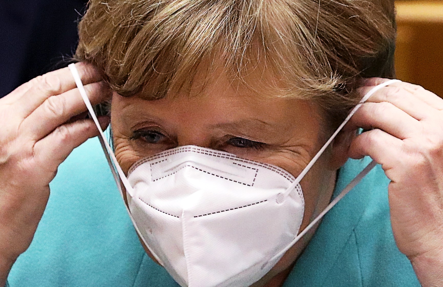 Merkel: Samo ako globalno odgovorimo na globalnu pandemiju, možemo pobijediti