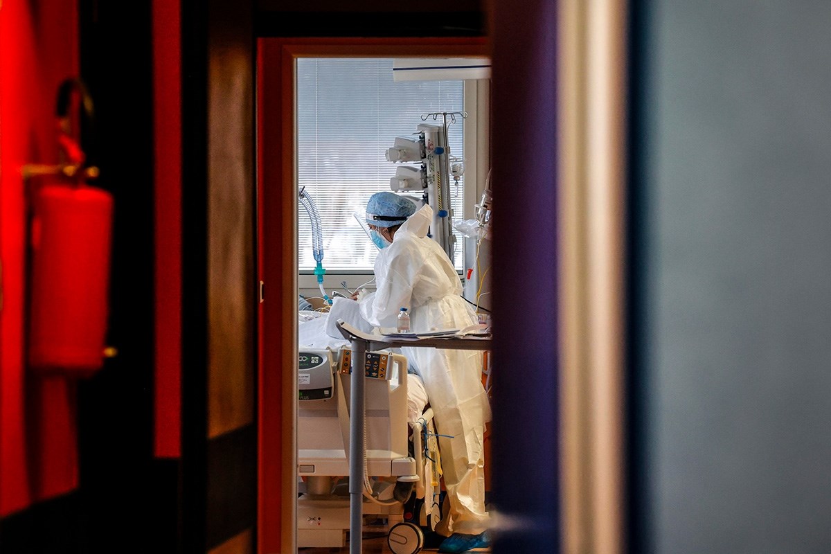 U Sloveniji dosegnut vrh petog vala, ali opasnost ostaje