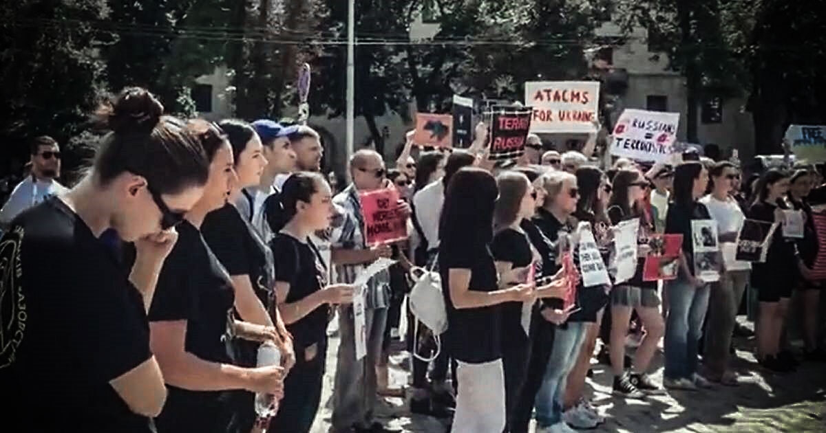 VIDEO Bijes u Kijevu zbog masovnog ubojstva zarobljenih branitelja Azovstala