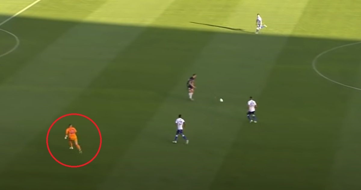 Hajdukov bizarni gol je opet hit na internetu, nogometni fanovi u nevjerici