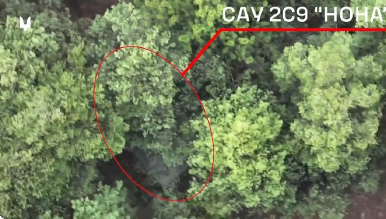 VIDEO Ukrajinci objavili snimku uništenja skrivenih ruskih topničkih položaja