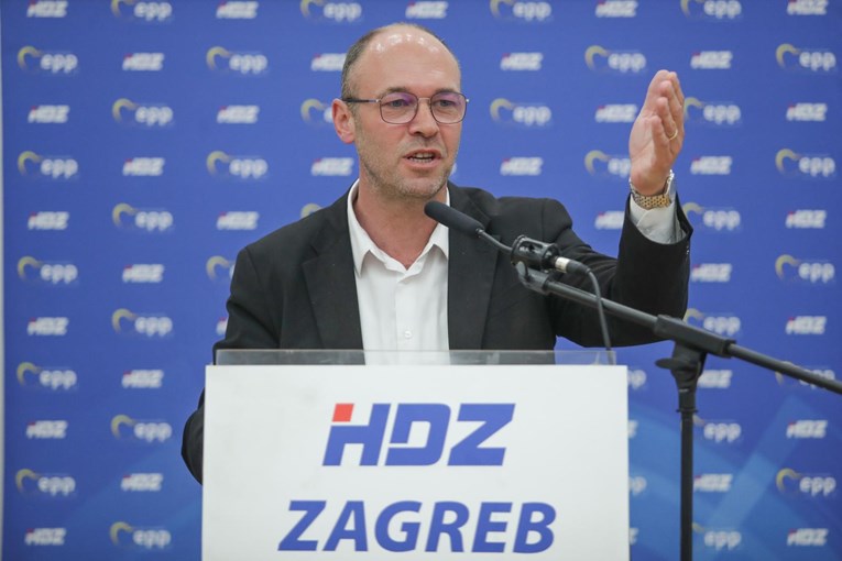 Stier političarima u BiH: Vrijeme vam istječe, gubite prilike i novce