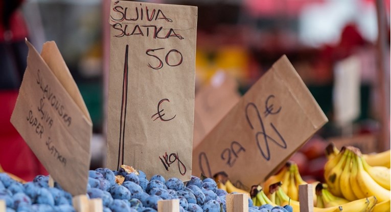 Šljive su na vrhuncu sezone, a iskoristit ćemo ih za ove genijalne kolače