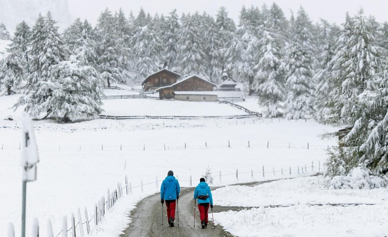 VIDEO U Alpama pala hrpa snijega, pogledajte Austriju danas