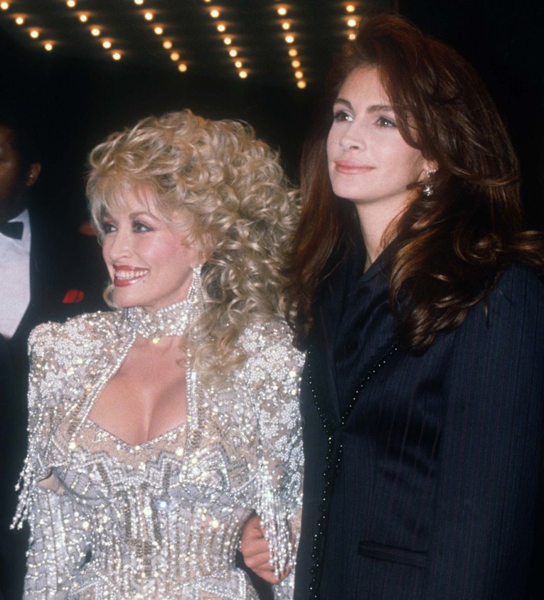 Slavni odaju počast Dolly Parton: "Ovo stvarno boli"