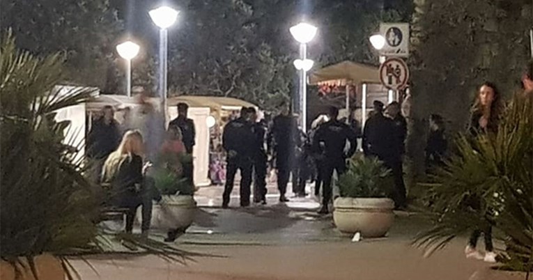 Interventna policija u centru Splita: Legitimiraju sve koji su im sumnjivi