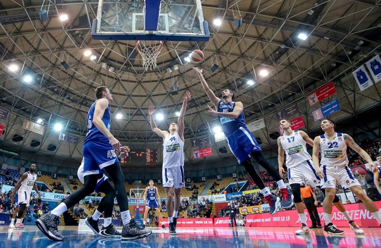 Cibona razbila Zadar s 29 razlike u ABA ligi