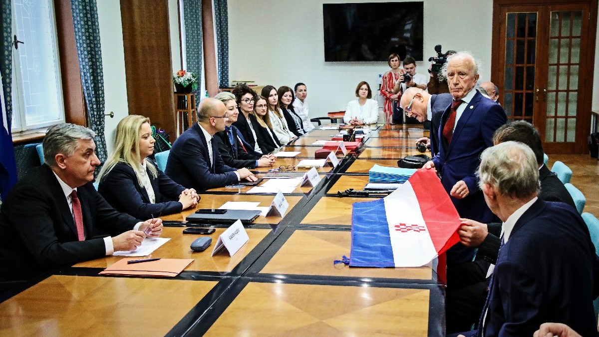 DIP poslao poruku strankama i ljudima na izborima