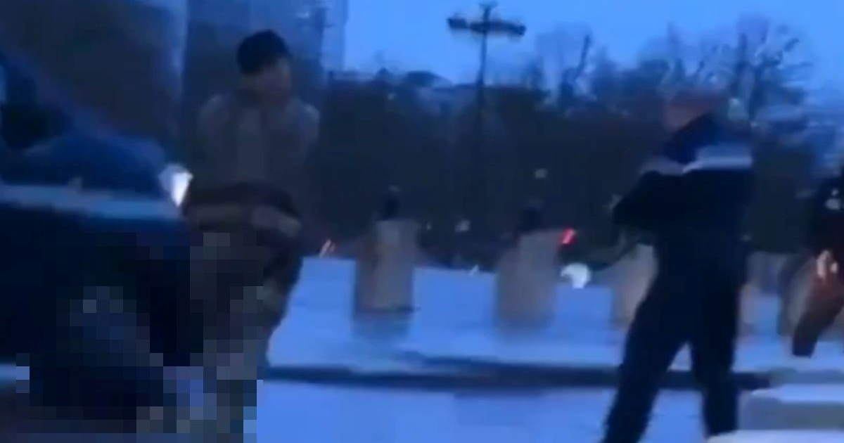 Nožem pokušao napasti policajca u Parizu, policija ga ranila