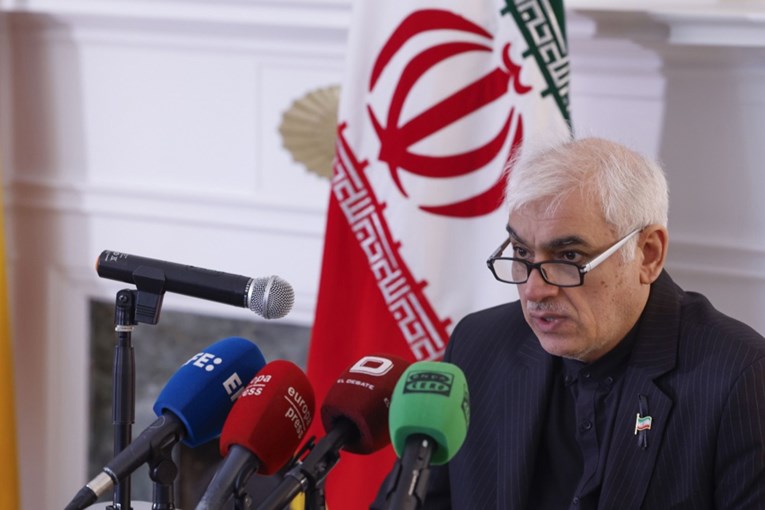 Iranski veleposlanik: Europske vojne baze mogu biti legitimna meta Irana