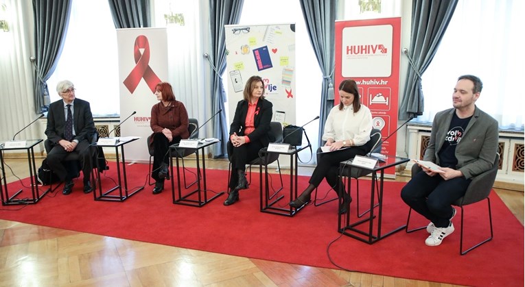 Ove godine u Hrvatskoj potvrđeno sto slučajeva zaraze HIV-om