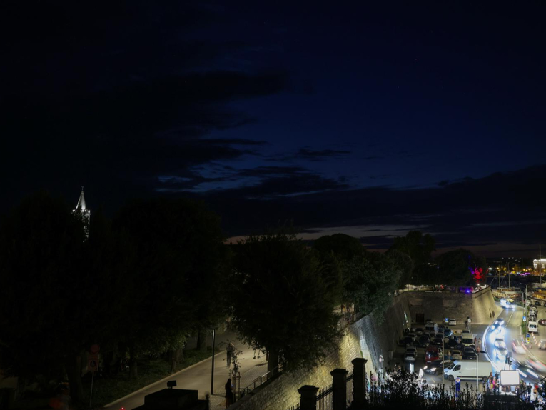 Kod Zadra nestalo struje, kvar izazvao udar groma