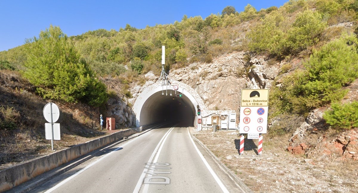 HC želi na dva tjedna zatvoriti tunel na Hvaru. Gradonačelnici: To bi izazvalo kaos