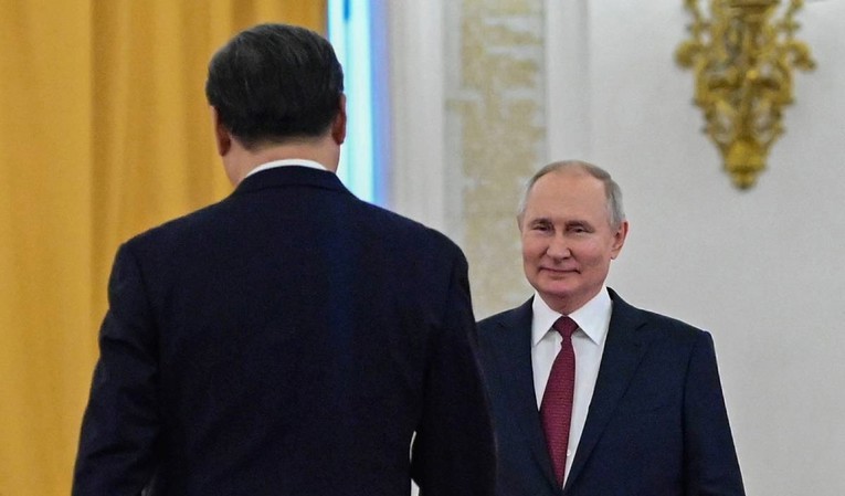 Telegraph: Kina naoružava Rusiju, poslala je desetke tisuća pošiljki
