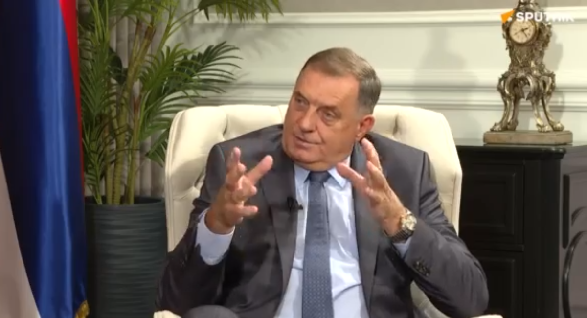 Dodik: Zamolit ću Ruse da izbace EUFOR iz BiH, zatim ide referendum o odcjepljenju