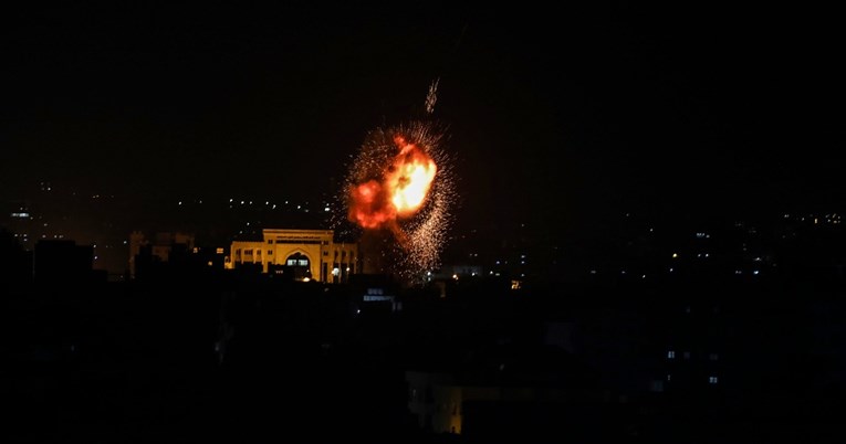Izrael obustavlja isporuku goriva u Gazu zbog zapaljivih balona