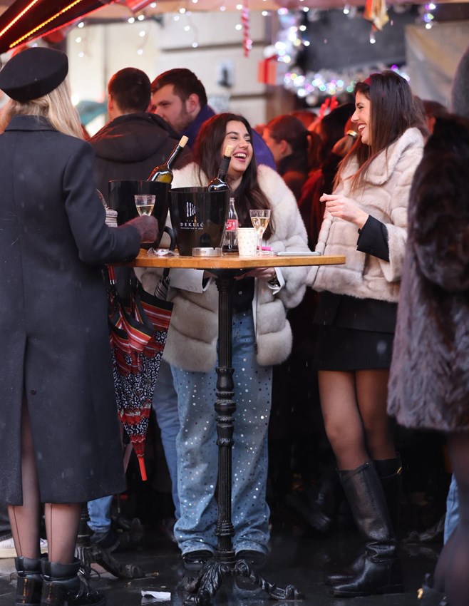 Trubači prošli gradom, špica puna: Provjerili smo kako izgleda Badnja večer u Zagrebu