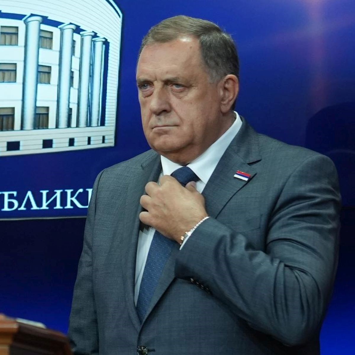 Dodik pozvao sve da na ulici napadnu zastupnika oporbe ako ga vide