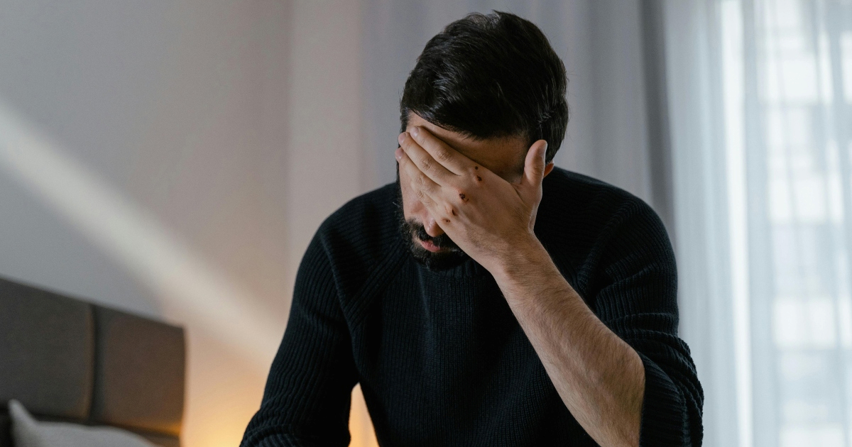 Terapeuti: Ako vaš suprug više ne mari za pet stvari, nešto nije u redu