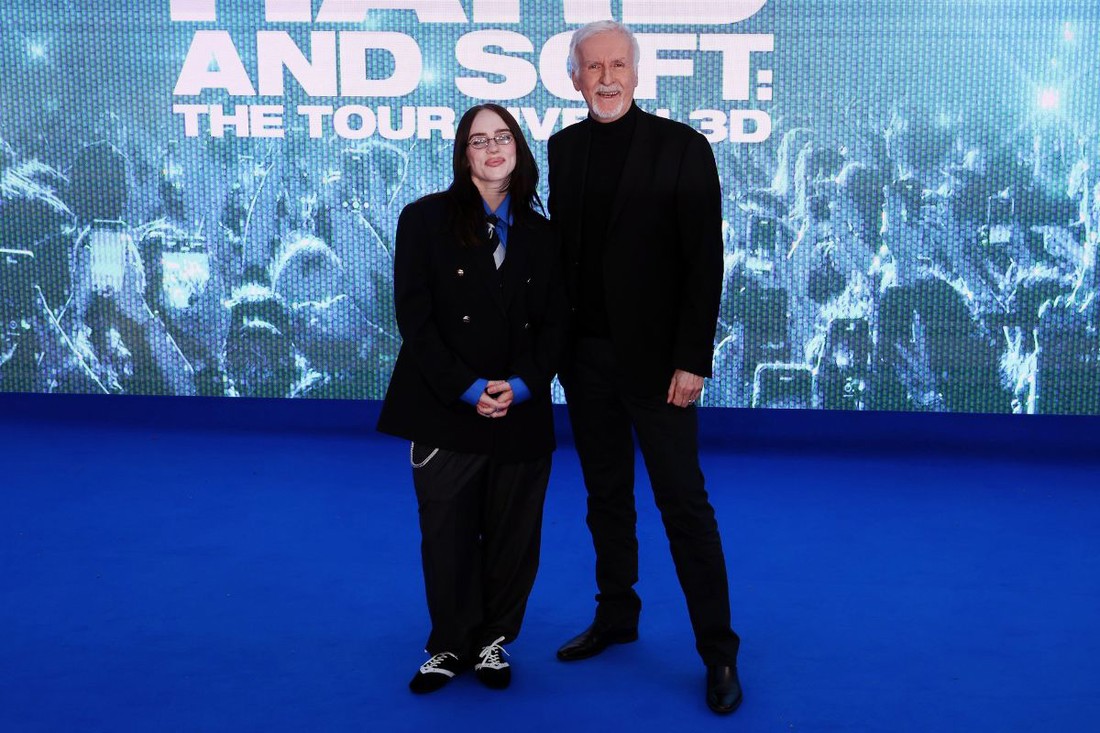 Billie Eilish snimila film o svojoj turneji, režirala ga zajedno s Jamesom Cameronom