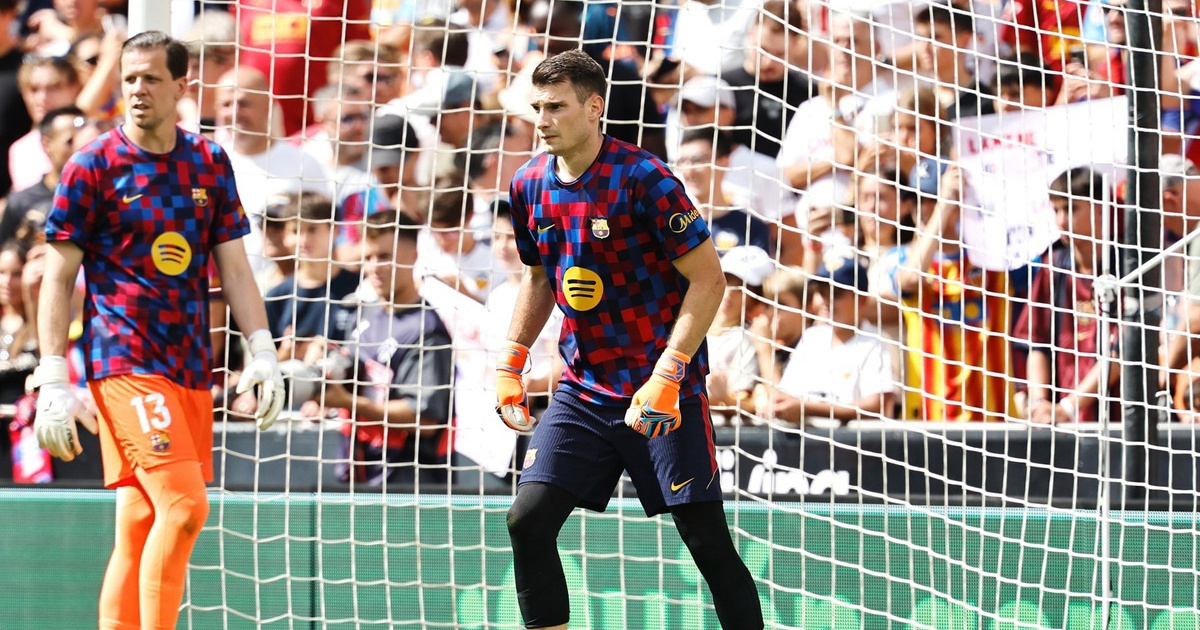 Livaković nakon debija za Barcu oduševljen konkurentom: Szczesny mi je jako olakšao