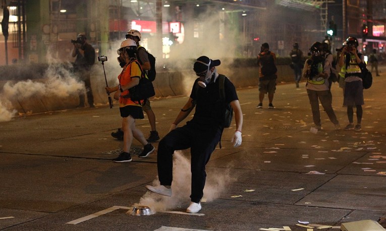 Kina sve ozbiljnije prijeti zbog prosvjeda u Hong Kongu: Nećemo to mirno gledati
