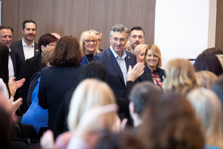 Plenković: Nadamo se da najavljeno nevrijeme neće biti tako snažno