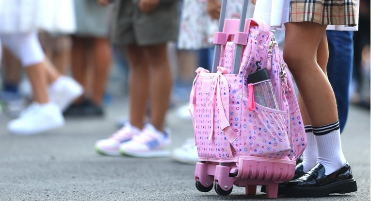 Počinje školska godina, HAK objavio savjete za roditelje