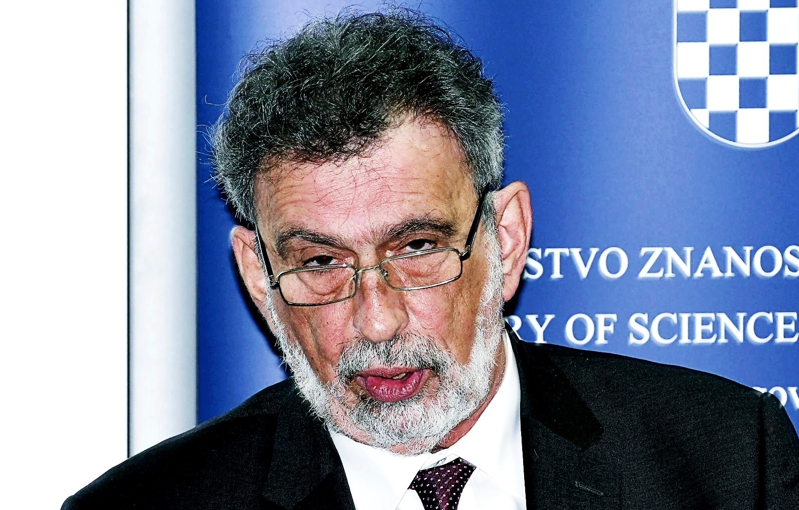 Dvije učenice kolabirale zbog vrućine u školama. Fuchs: Nije to masovna pojava