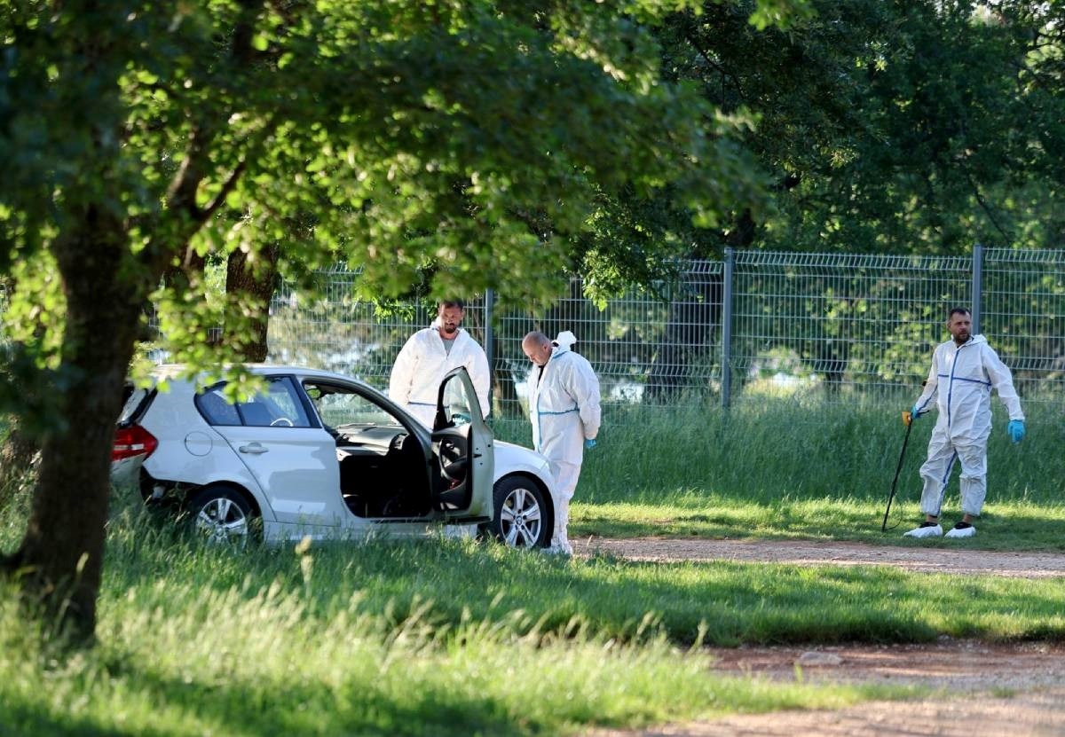 Ubojstvo i samoubojstvo kod Umaga. Ubio ženu u autu, nedavno ga ostavila