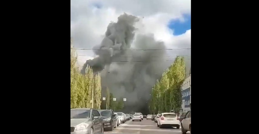 VIDEO U Rusiji gori ogromna tvornica