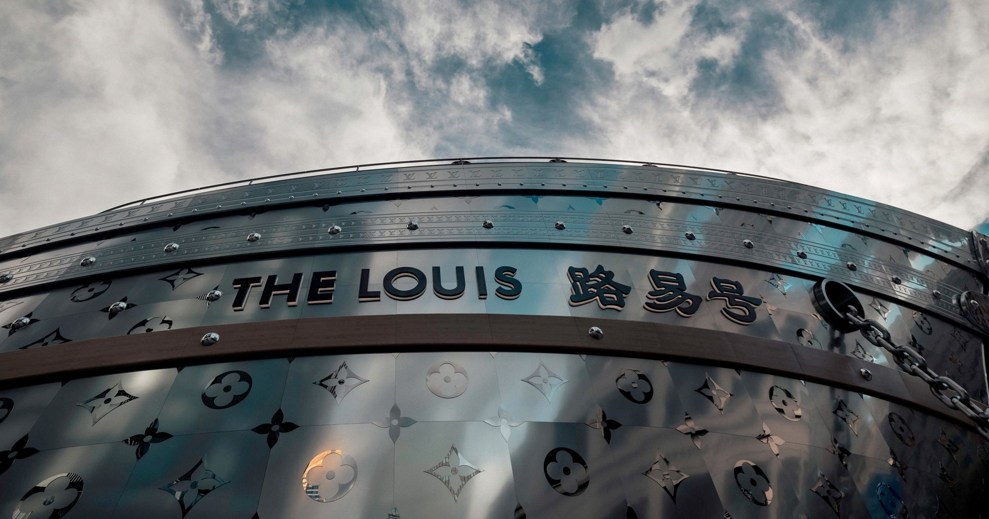 Luksuzni brendovi pogođeni padom turističke potrošnje u Europi i Japanu