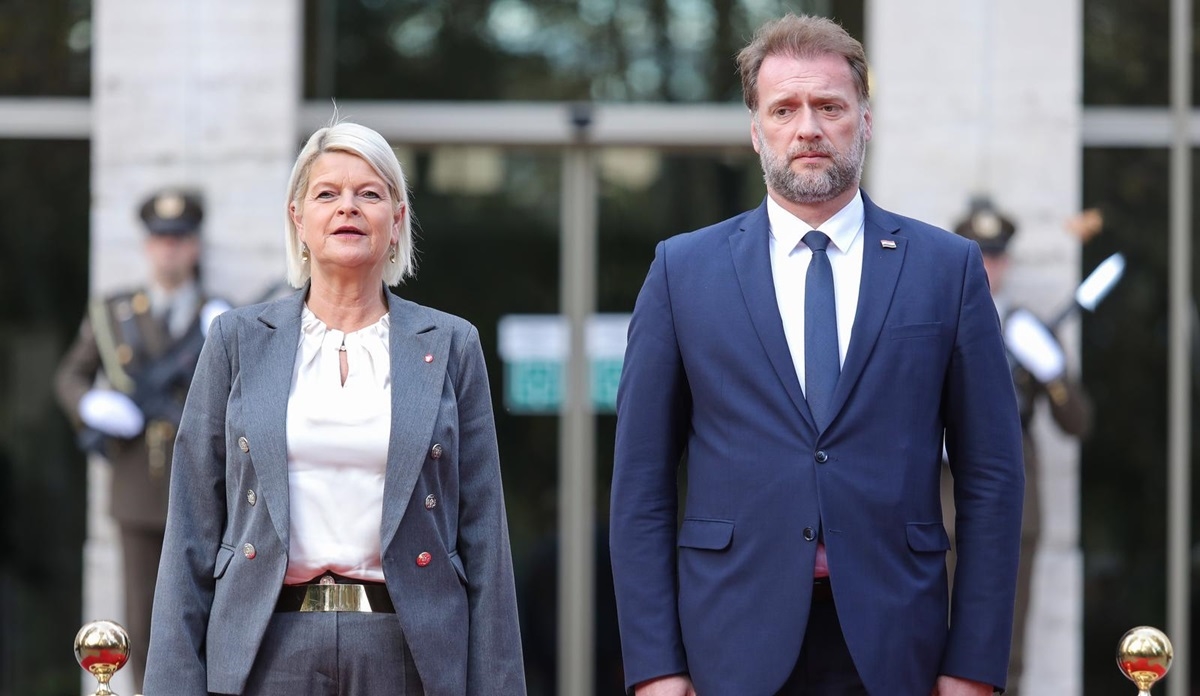 Banožić: Hrvatska i Austrija su potpisale novi sporazum o vojnoj suradnji