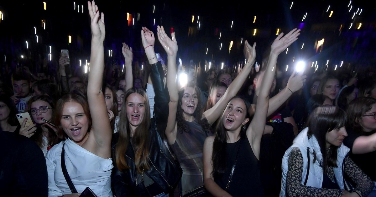 Otkud cajke u Hrvatskoj i zašto ih Hrvati slušaju?