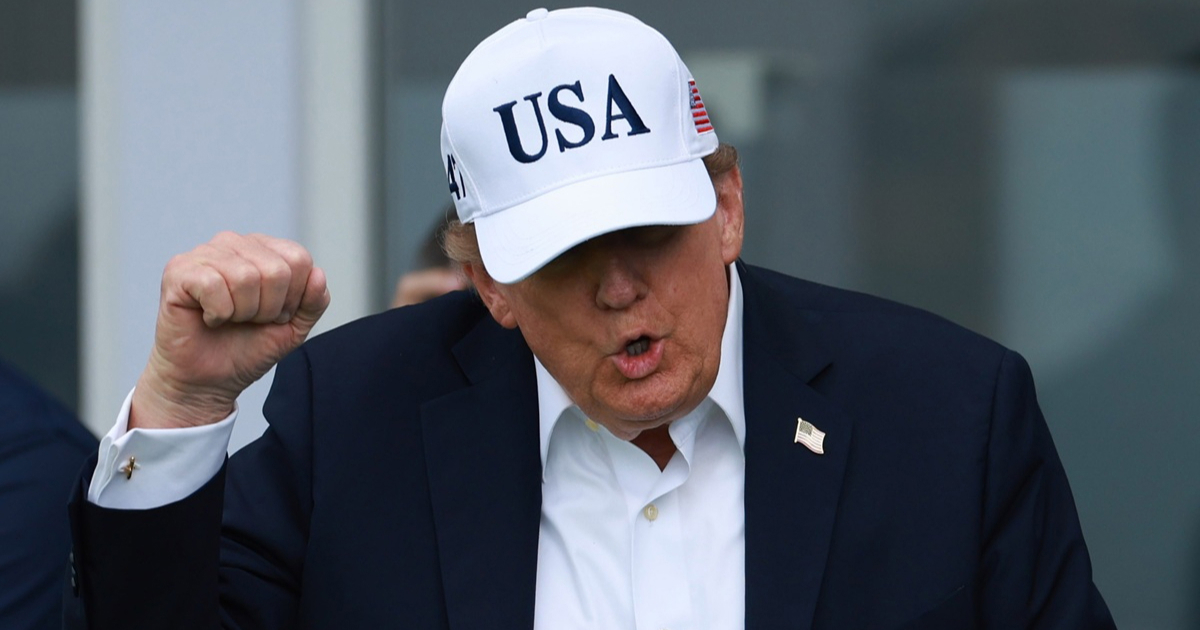 Trump: Iran očajnički želi dogovor, odluka je na SAD-u