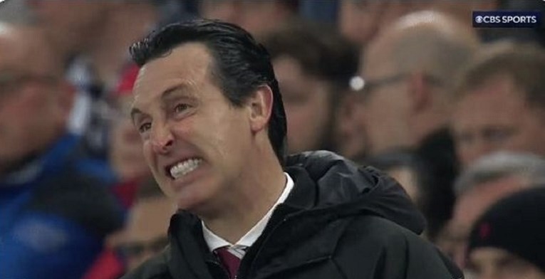 Ovo je lice trenera Aston Ville nakon što je zamalo izveo senzaciju protiv PSG-a