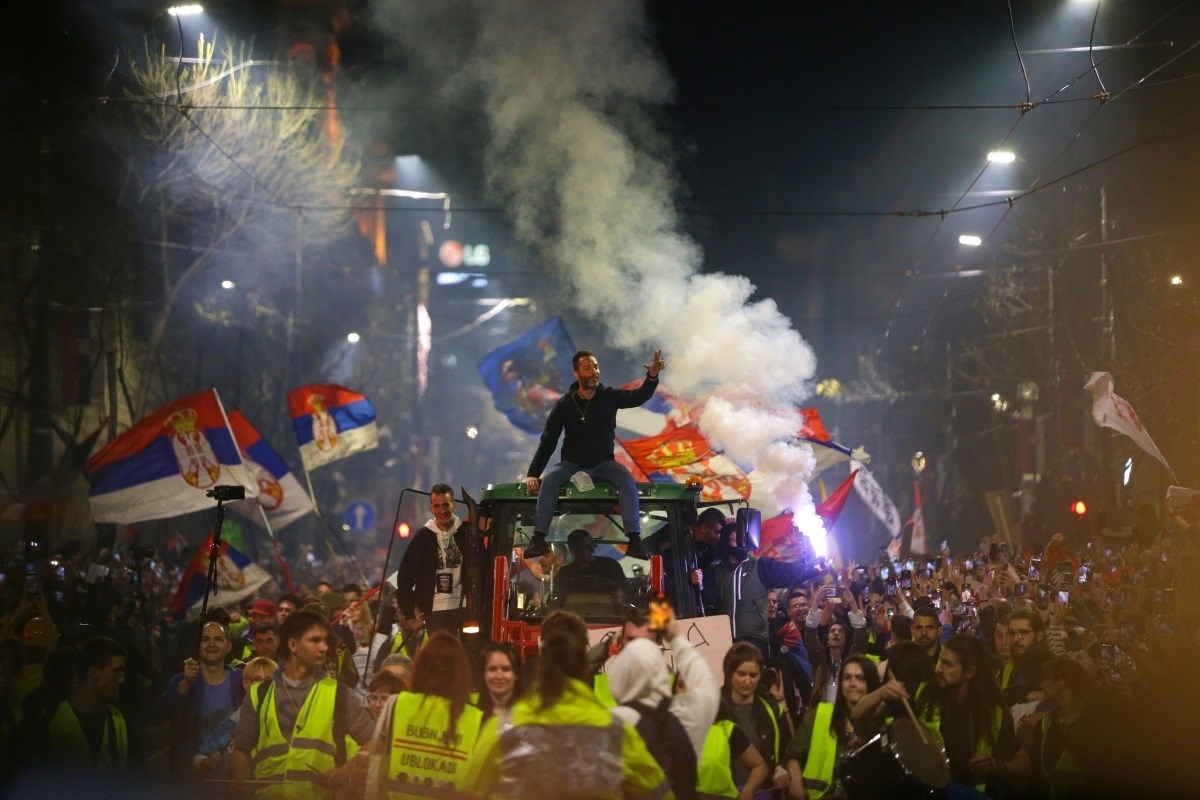 Srbija na prekretnici između dogovora i sile