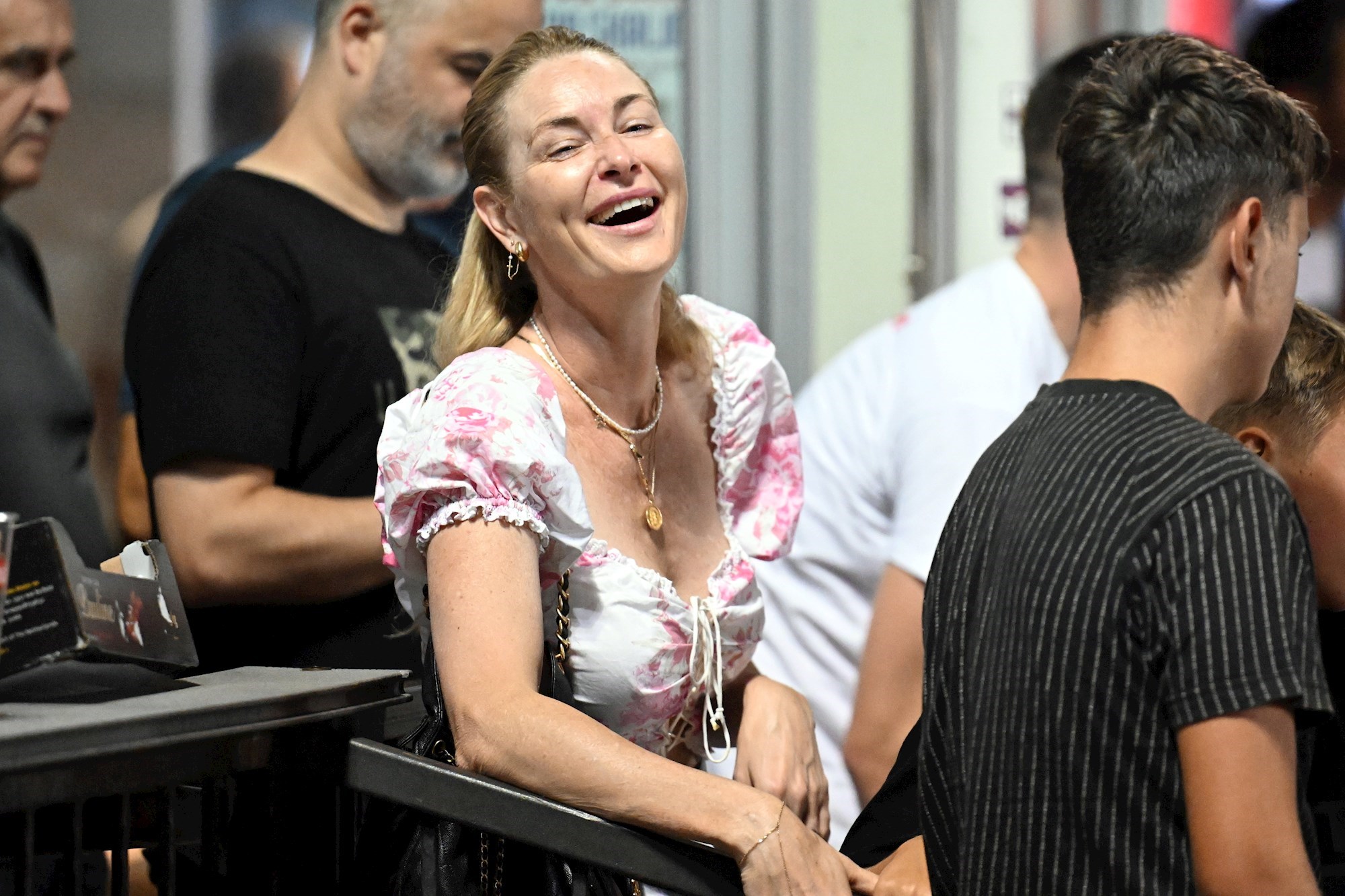 Iris Livaja podržala supruga na dodjeli nagrade u Splitu, došla je bez šminke