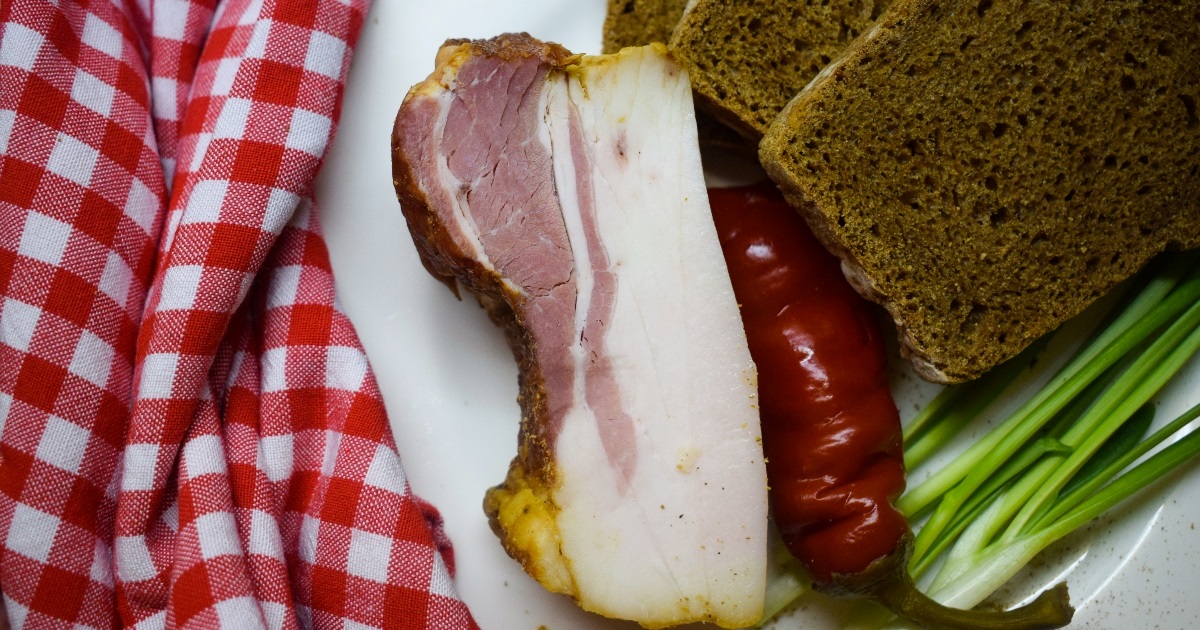 “Mogu uzrokovati rak”: Nutricionist otkrio koje namirnice zabranjuje pacijentima