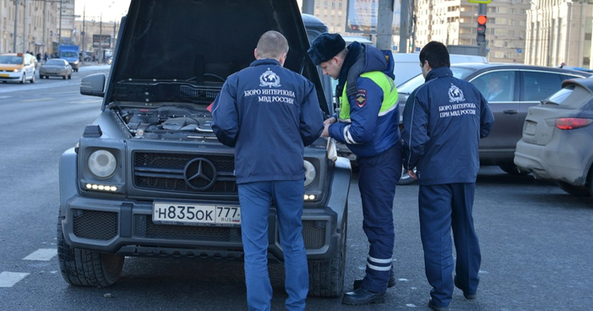 Rusija sustavno zloupotrebljava Interpol. Ovako koristi tjeralice za progon kritičara