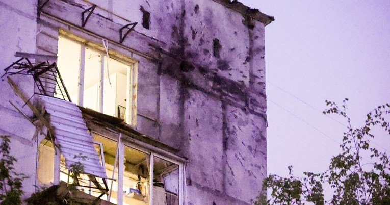 Ukrajina noćas napala s preko 100 dronova. Rusi: Zauzeli smo selo kod važnog grada
