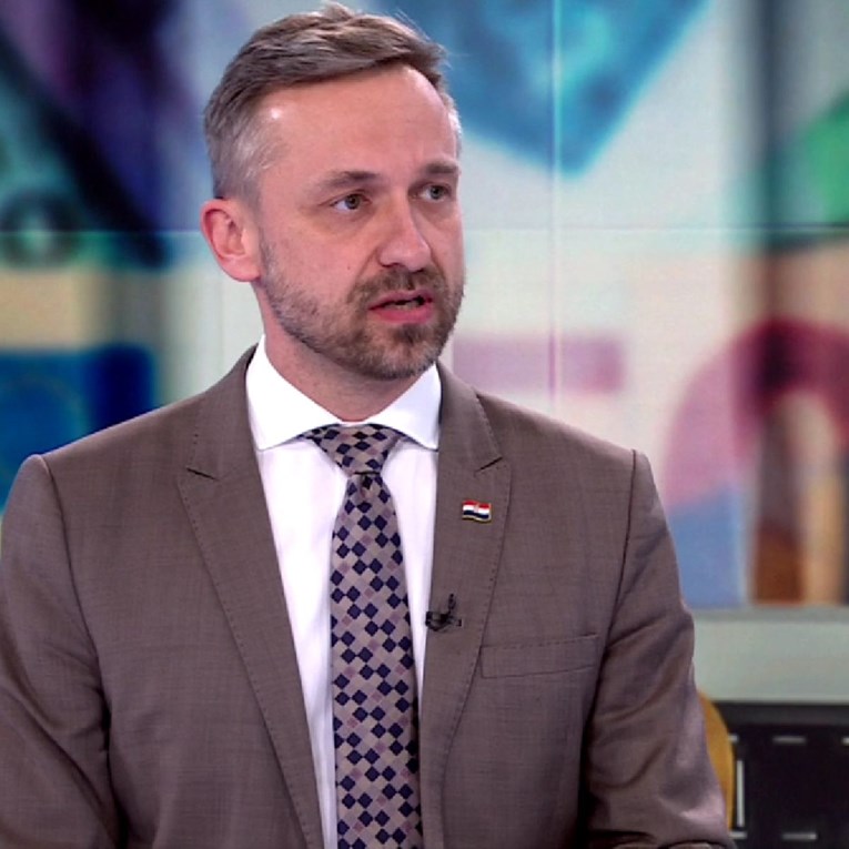 Piletić: Većina učitelja, nastavnika i profesora nije štrajkala